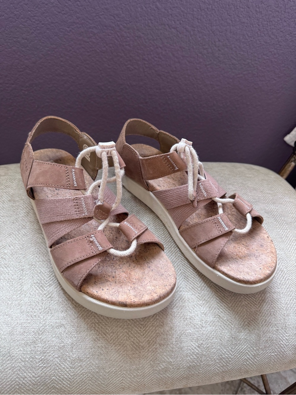 Keen Women's tan Elle mixed strap sandal